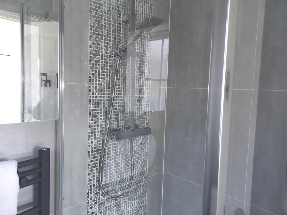 Bienvenue In Newhaven Luxury Superking Or Standard Or Budget Rooms Exterior foto